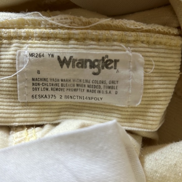Vintage wrangler sz 8 pale yellow corduroy pleated trousers. - Picture 9 of 9